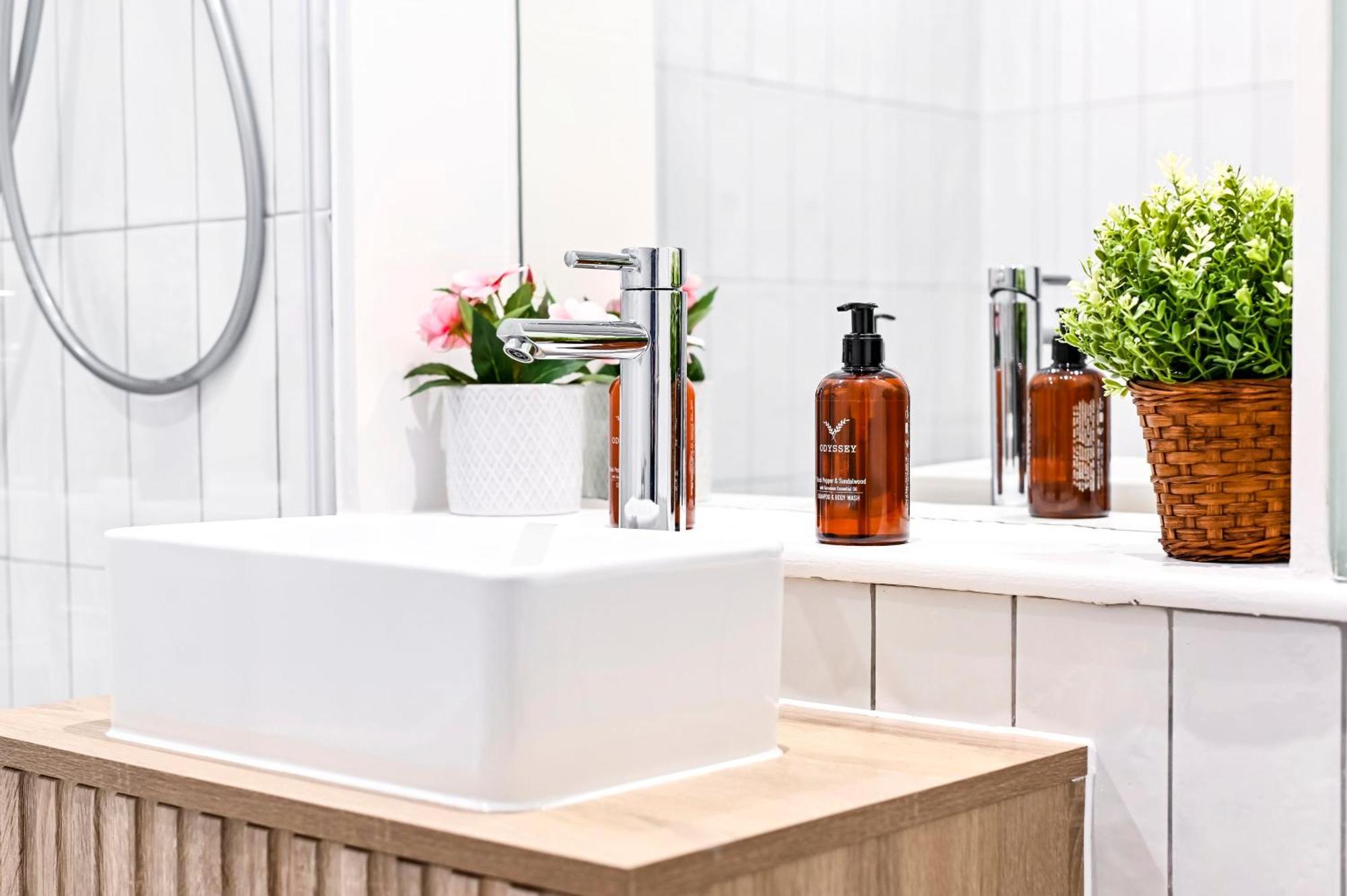 Wonderful Fitzrovia 3 Bed Apartment ロンドン エクステリア 写真